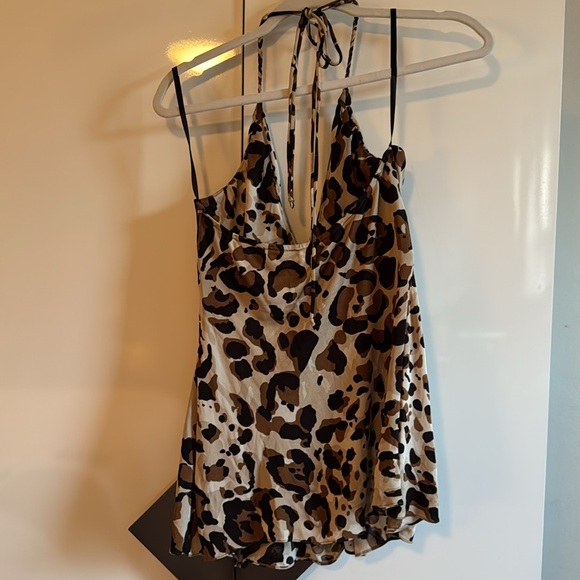 Sky Brown and Black Ruched Halter Too with leather braided detail, SzMed - Picture 3 of 7